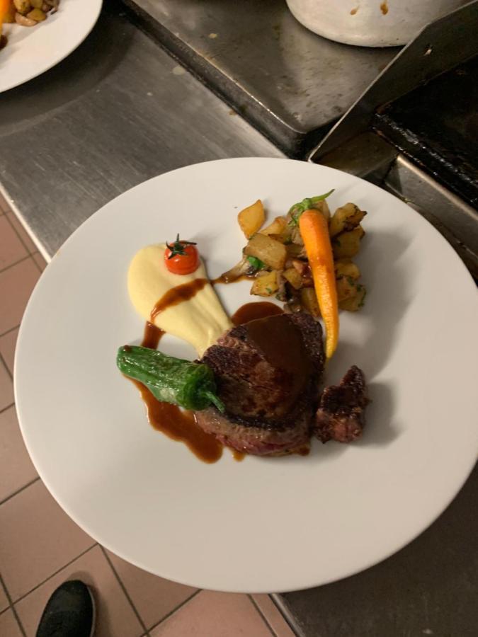 Hotel Restaurant Txistulari Itxassou Kültér fotó
